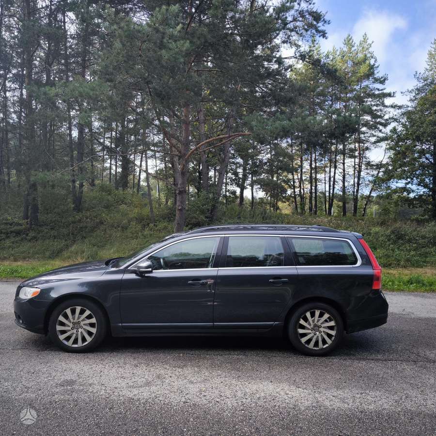Volvo V70 2012 — двигун 1984 cm³, 163 HP (120kW)