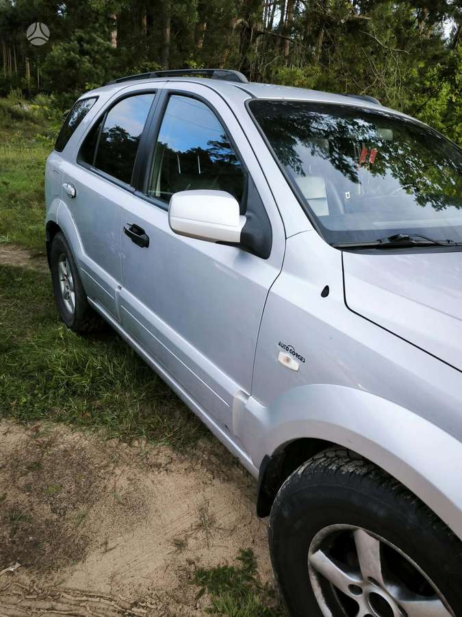 Kia Sorento 2006 — interior