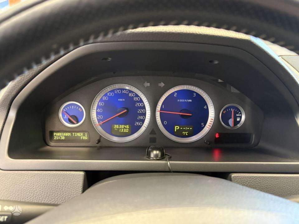 Volvo XC90 2007 — photo 13
