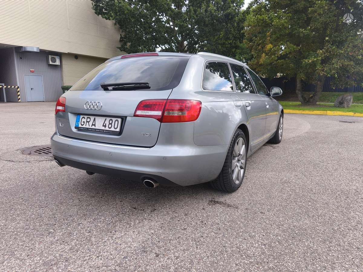 Audi A6 2010 — двигун 2698 cm³, 190 HP (140kW)