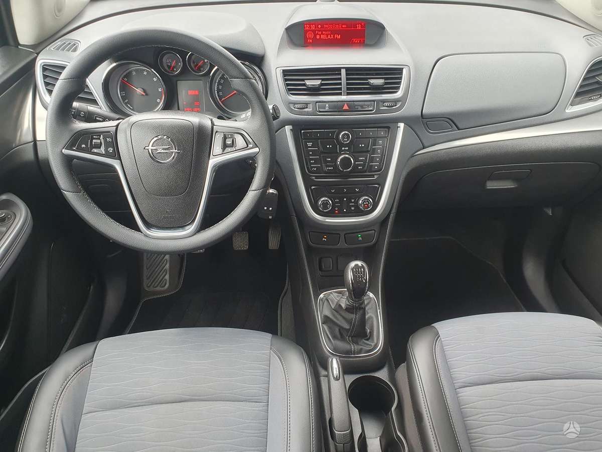 Opel Mokka 2015 — фото 19