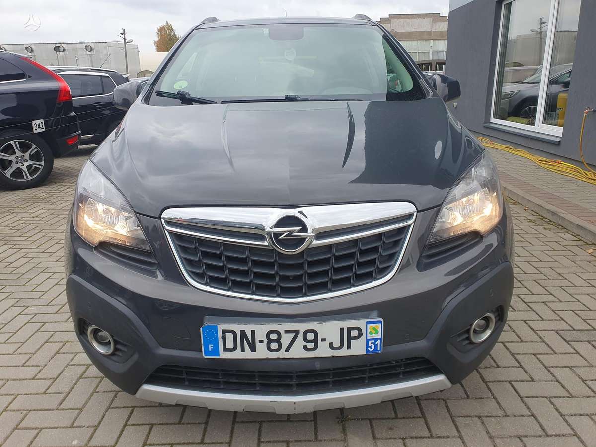 Opel Mokka 2015 — вигляд ззаду