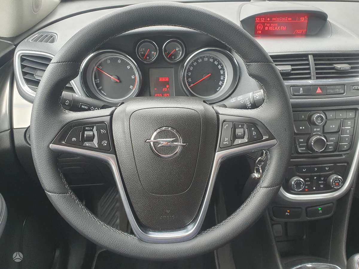 Opel Mokka 2015 — фото 21