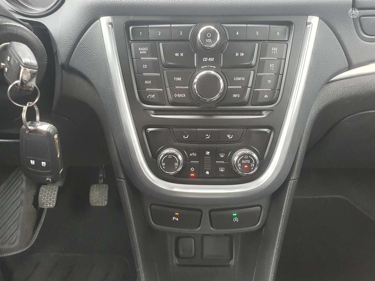 Opel Mokka 2015 — фото 24