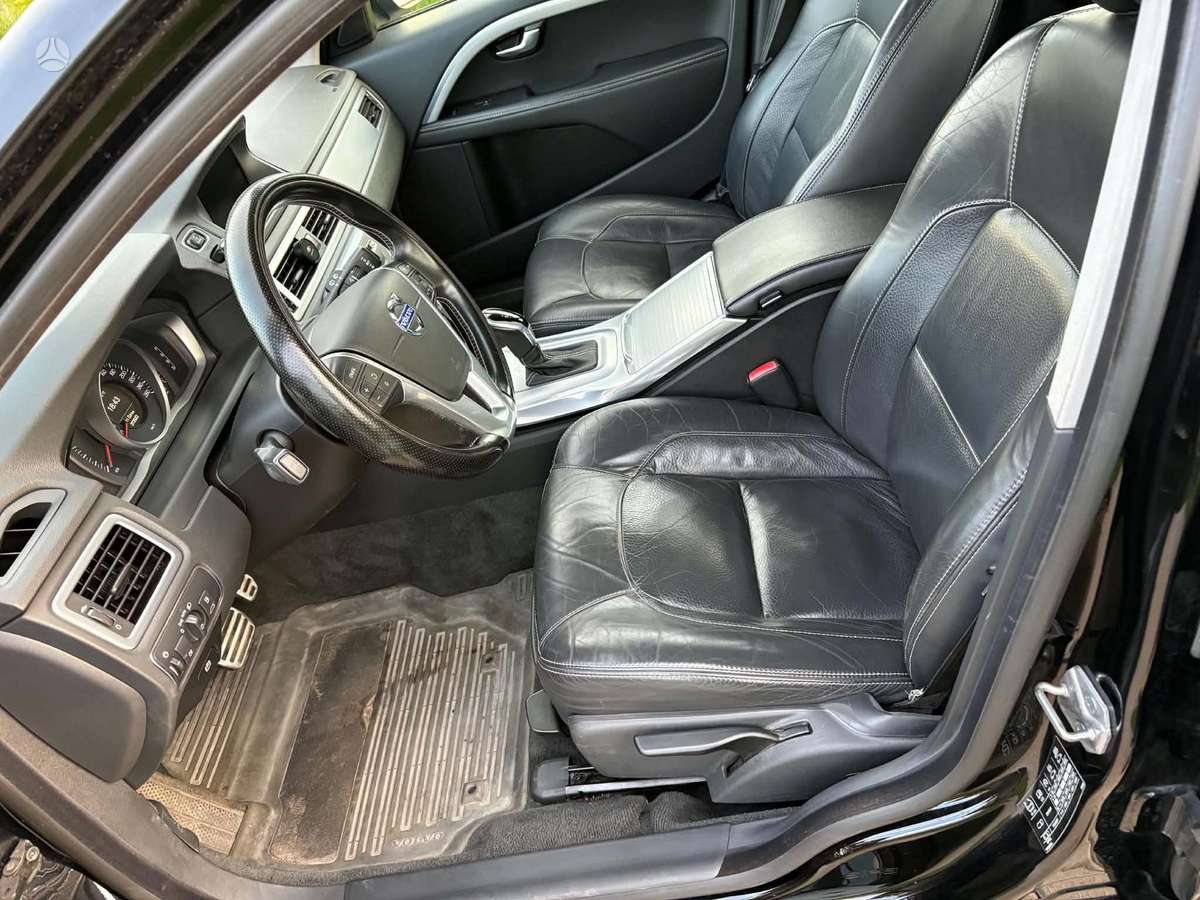 Volvo V70 2015 — photo 5