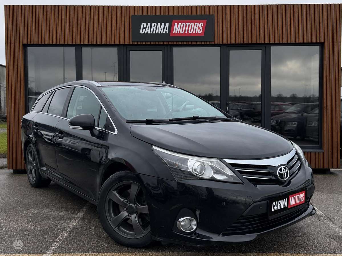 Toyota Avensis, 2012
