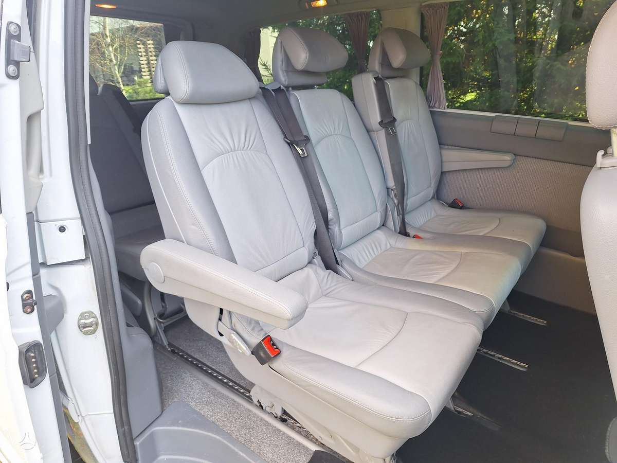 Mercedes-Benz Viano 2010 — photo 9