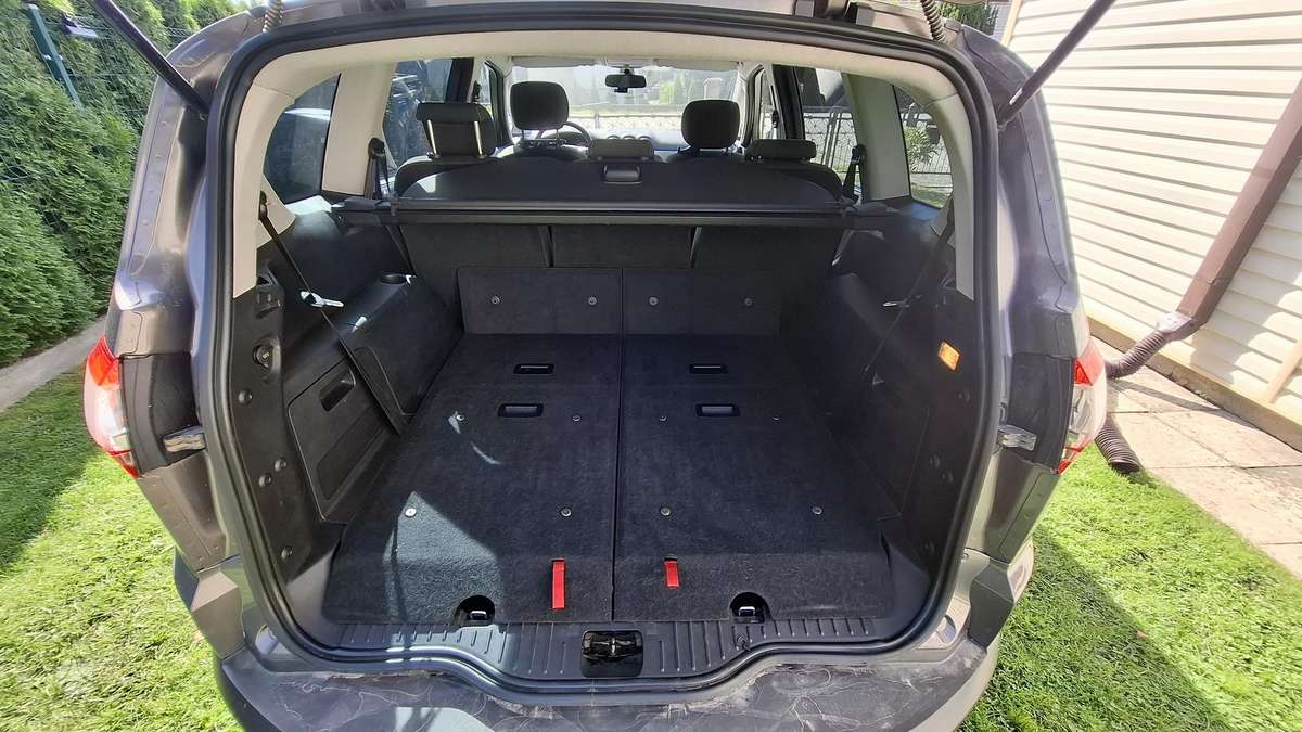 Ford S-MAX 2012 — photo 15
