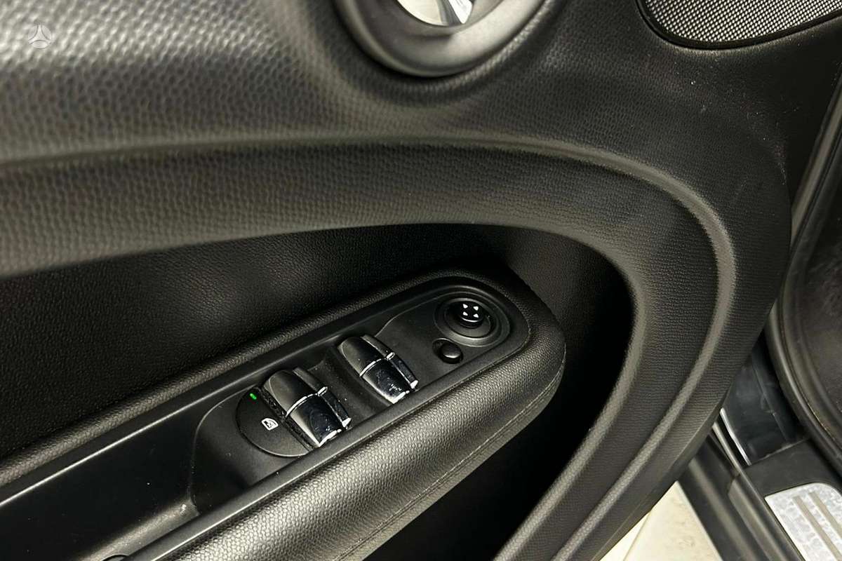 Mini Countryman 2014 — photo 11