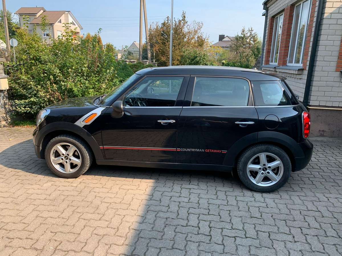 Mini Countryman 2014 — interior
