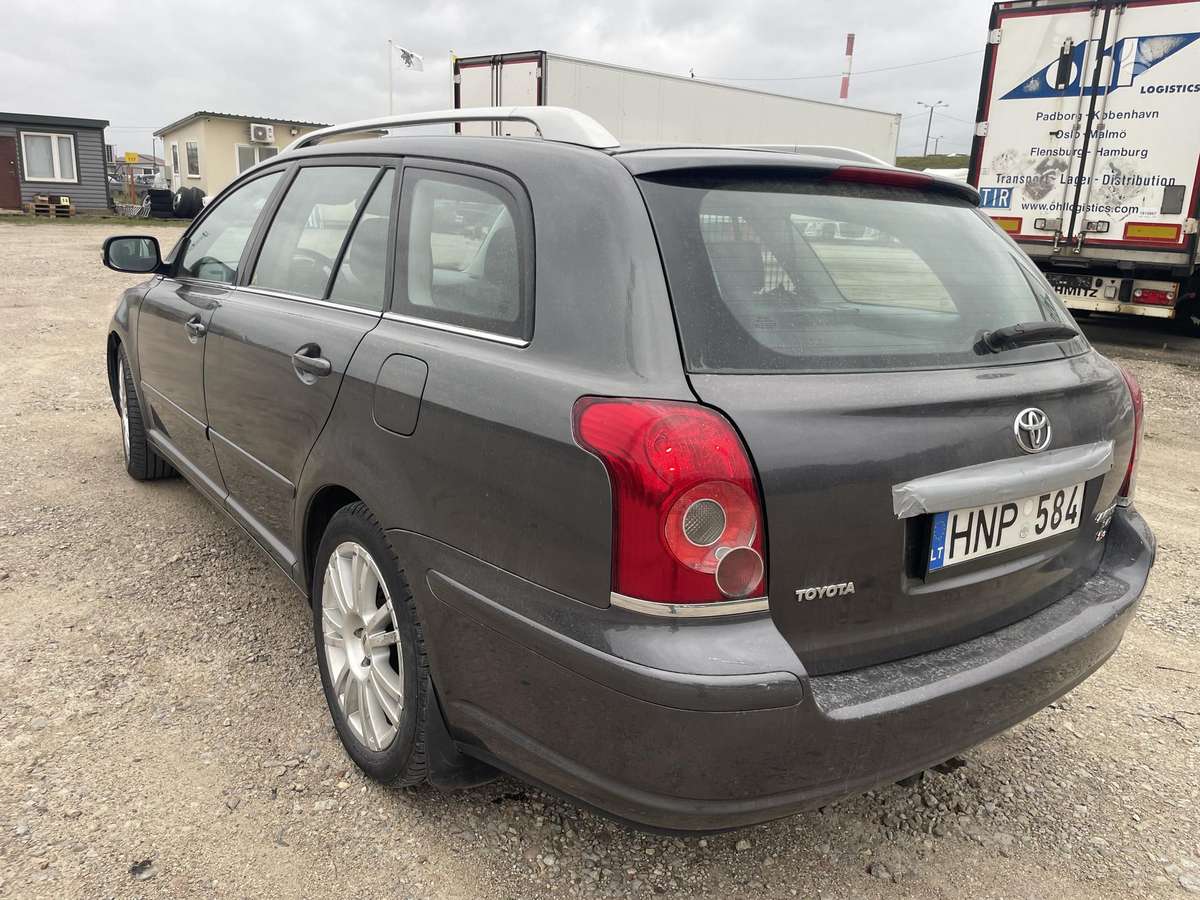 Toyota Avensis 2007 — двигун 1995 cm³, 126 HP (93kW)
