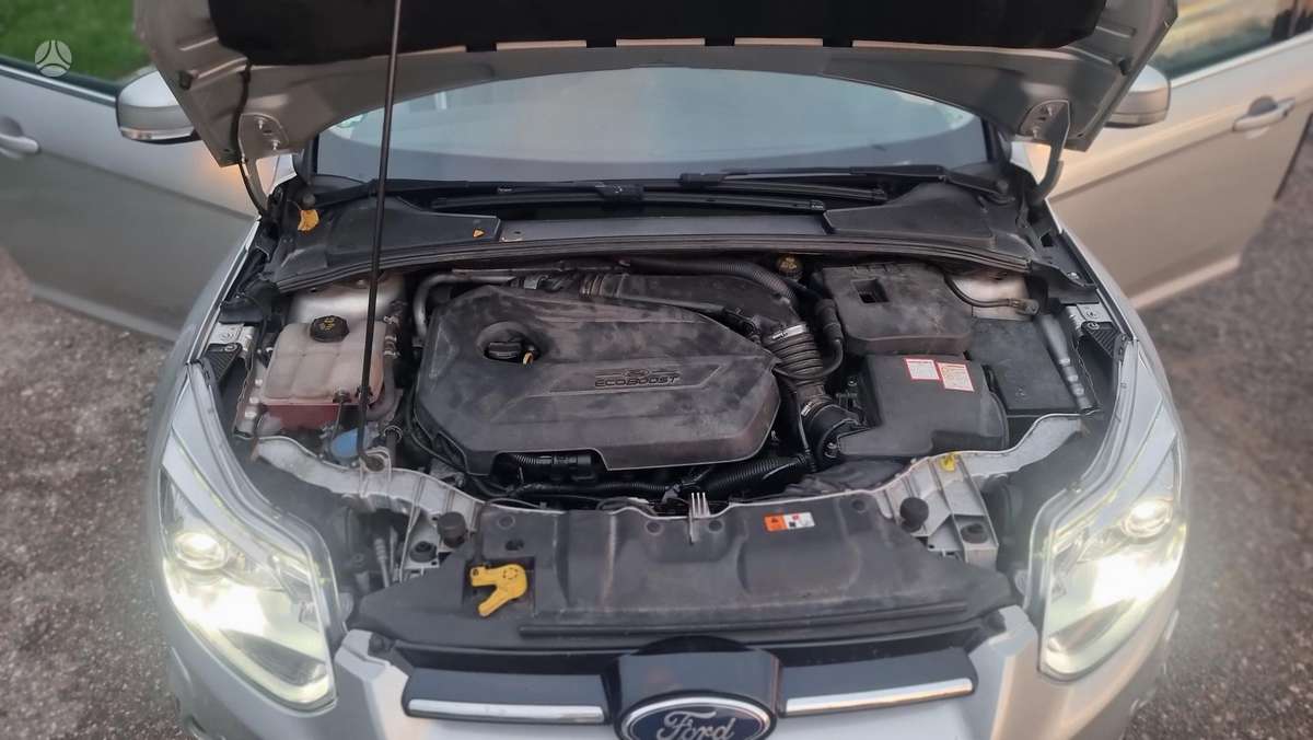 Ford Focus 2012 — photo 13