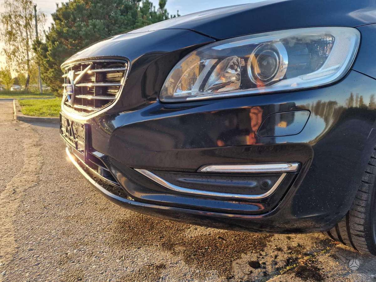 Volvo V60 2013 — photo 5