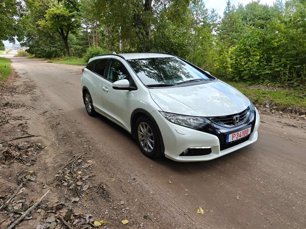 Honda Civic 2014 — interior