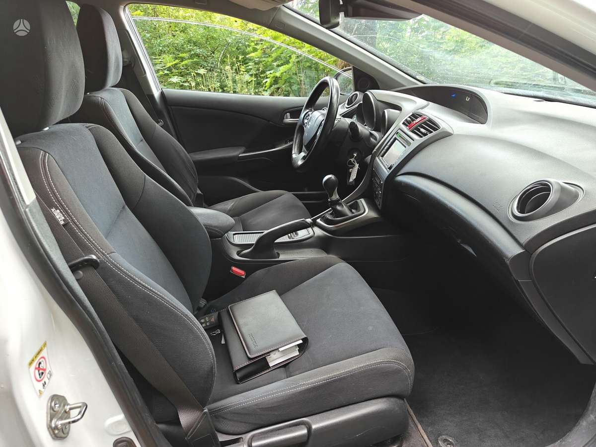 Honda Civic 2014 — photo 9