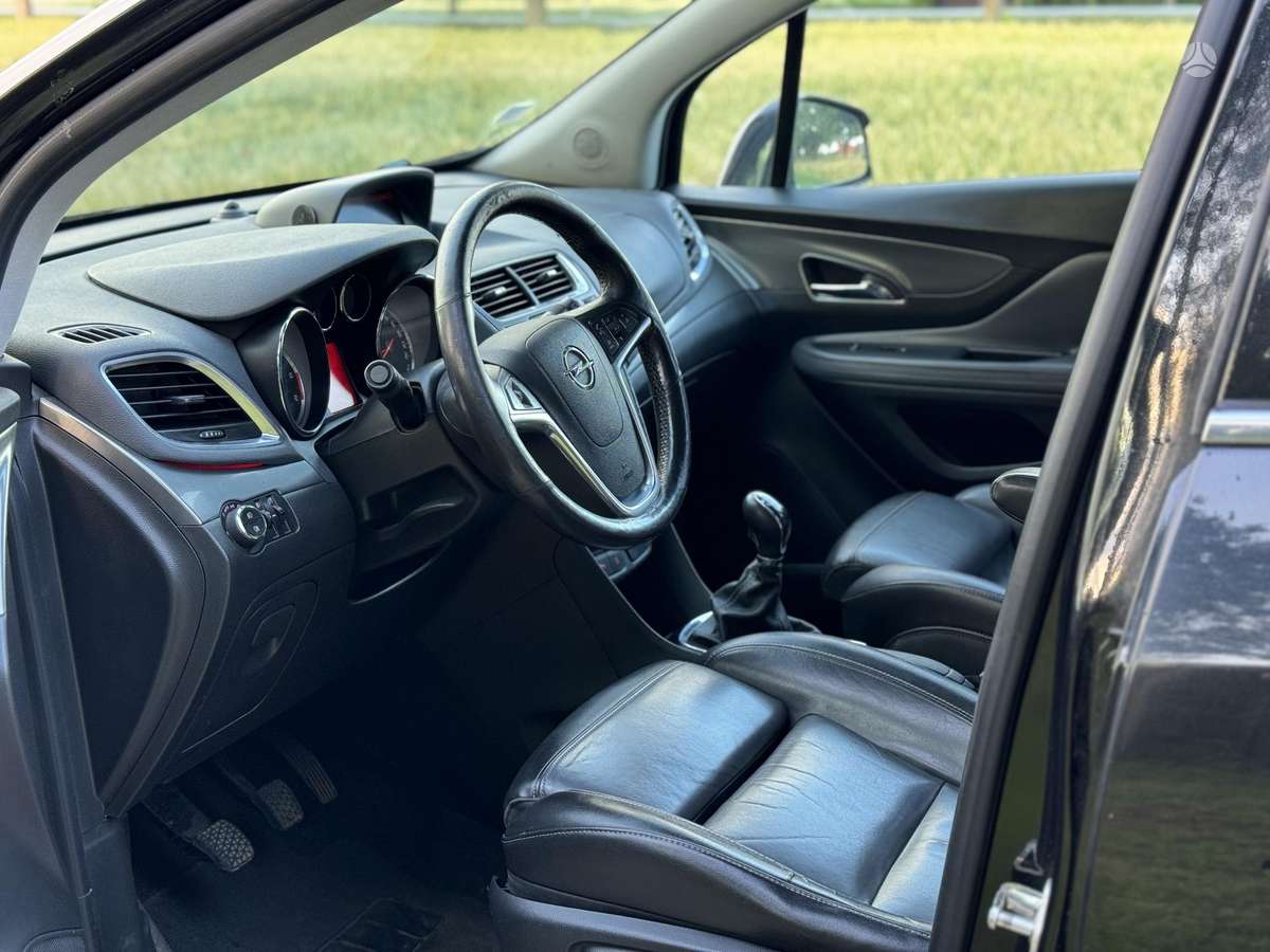Opel Mokka 2015 — фото 11