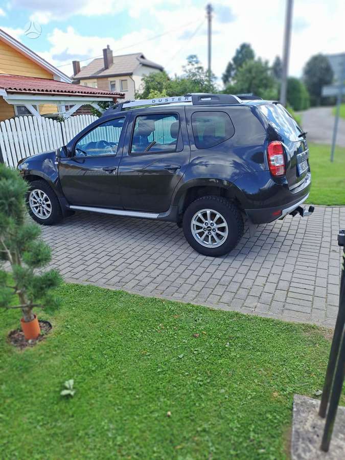 Dacia Duster 2014 — interior