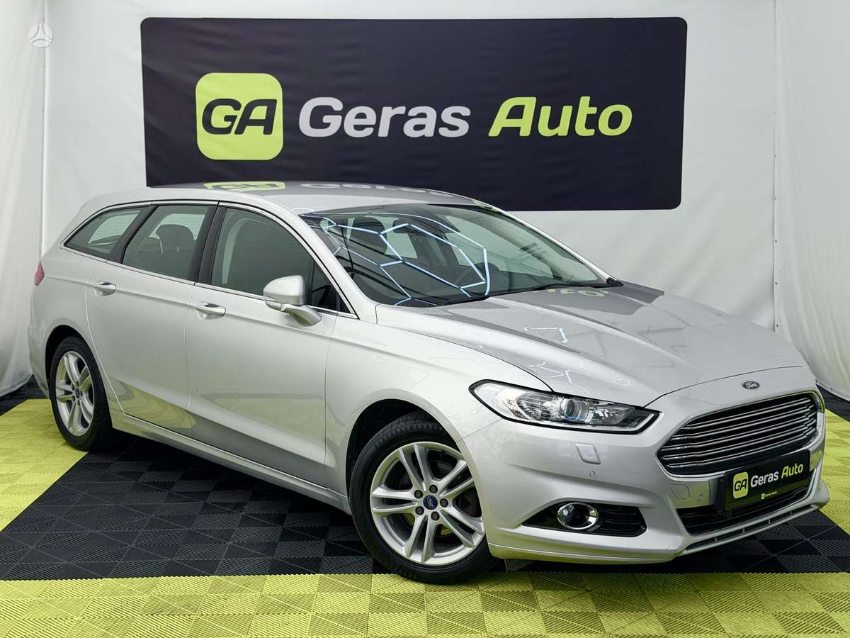 Ford Mondeo 2015 — interior