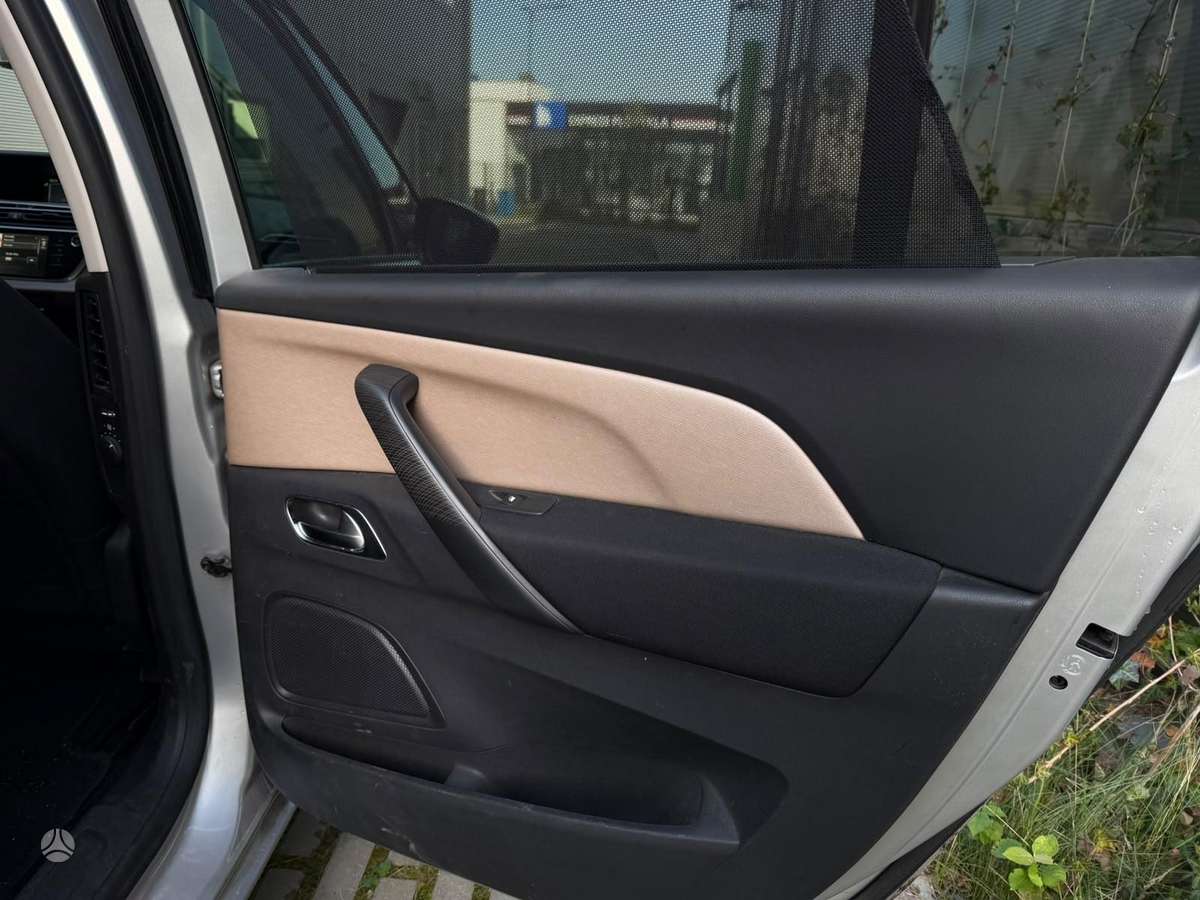 Citroen Grand 2014 — фото 12