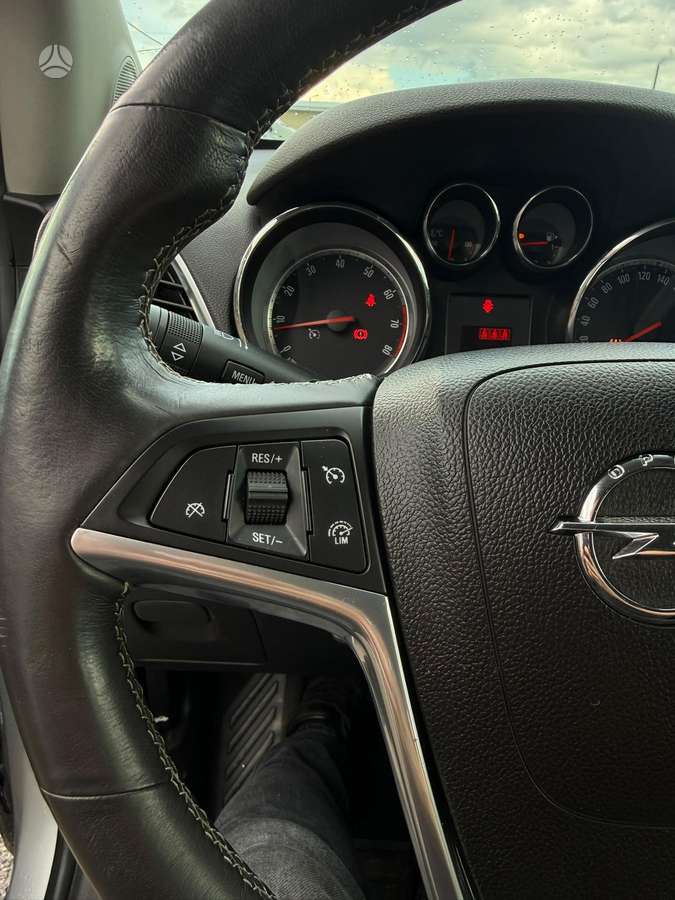 Opel Mokka 2014 — photo 13