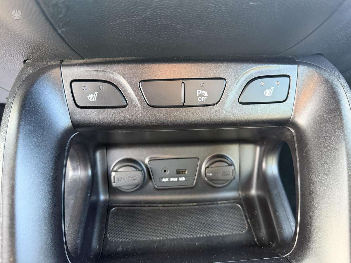 Hyundai ix35 2015 — photo 11