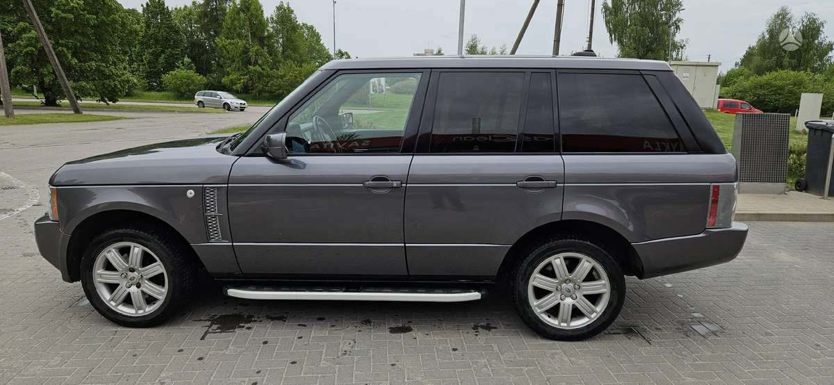 Land Rover 2006 — engine 4400 cm³, 299 HP (220kW)