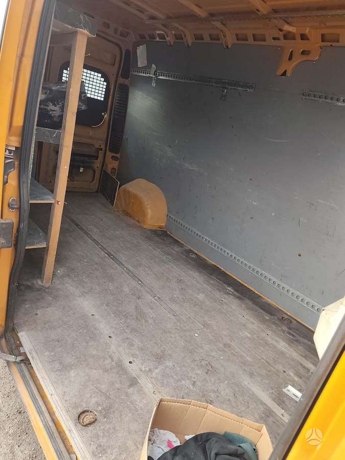 Fiat Ducato 2012 — interior