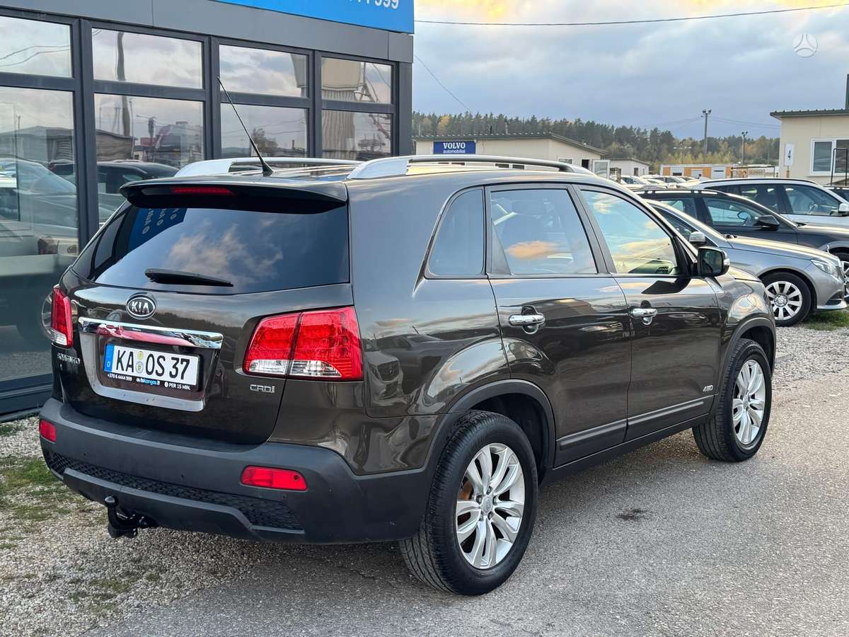 Kia Sorento 2010 — engine 2200 cm³, 197 HP (145kW)