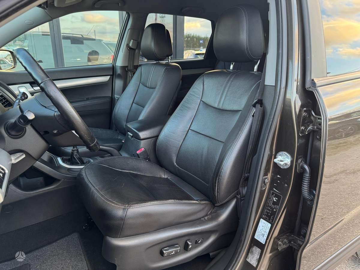 Kia Sorento 2010 — photo 5