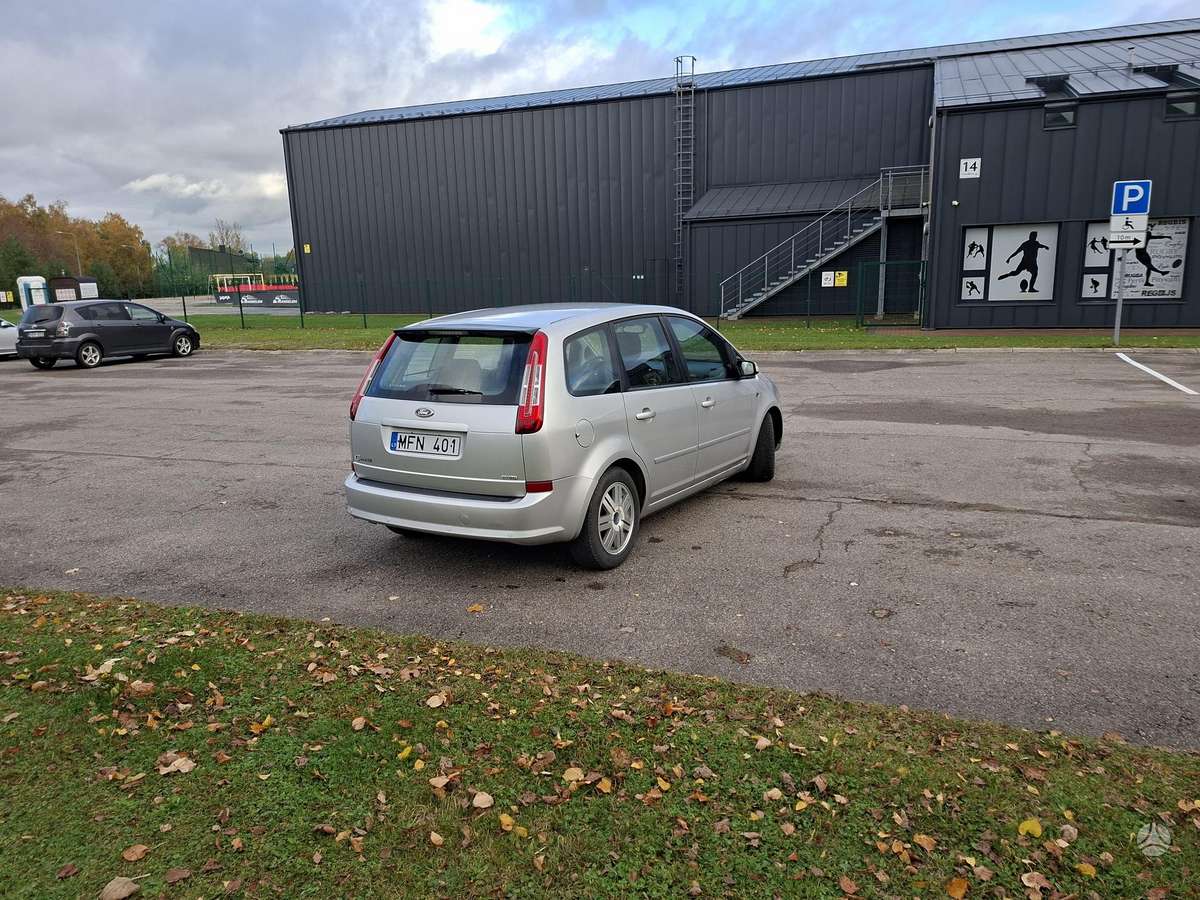 Ford C-MAX 2007 — салон
