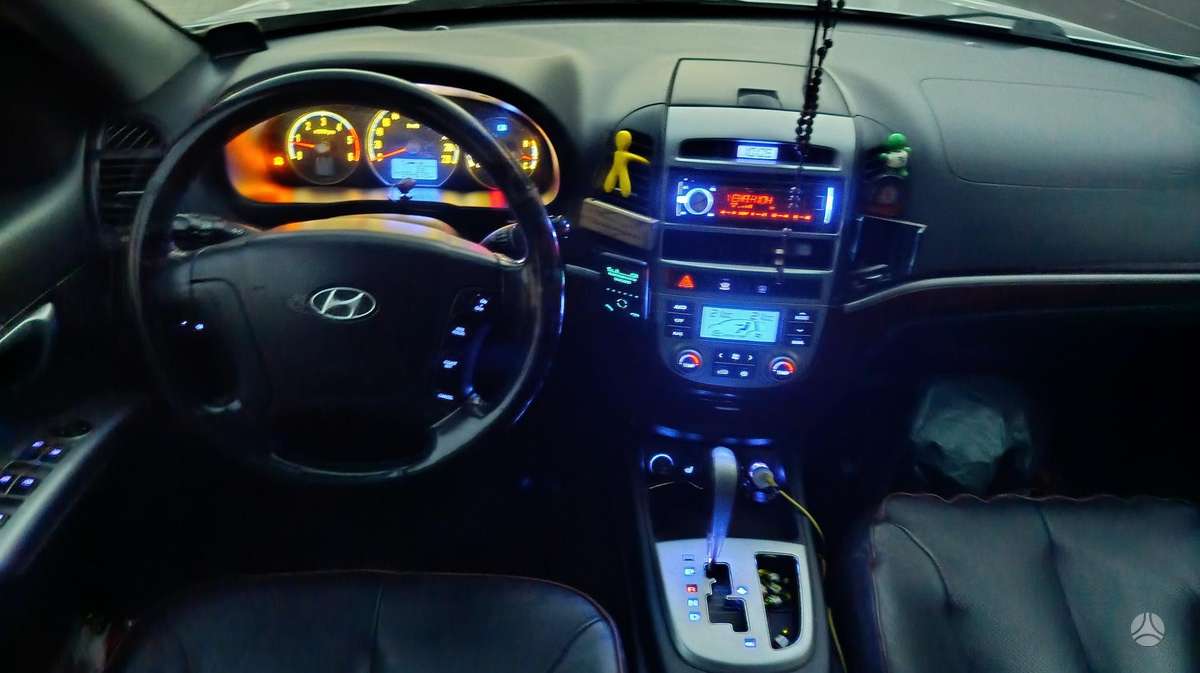 Hyundai Santa 2006 — photo 18