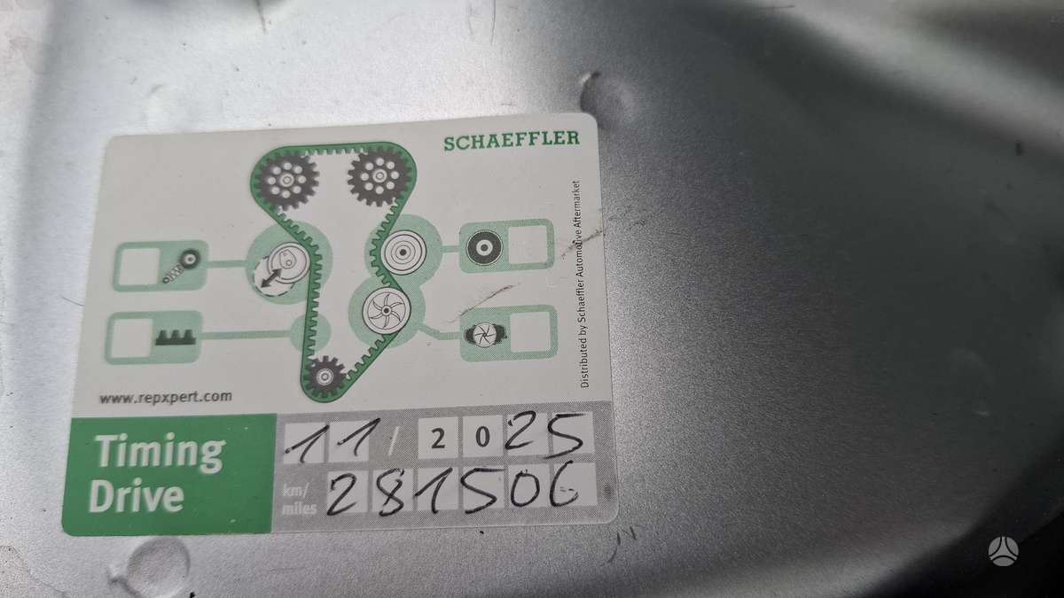 Audi A4 2009 — photo 15