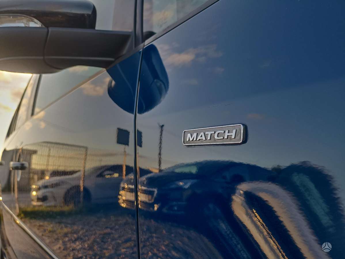 Volkswagen Touran 2013 — двигун 1390 cm³, 140 HP (103kW)