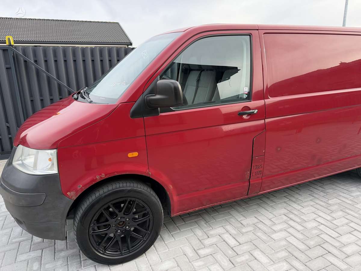 Volkswagen Transporter 2007 — rear view