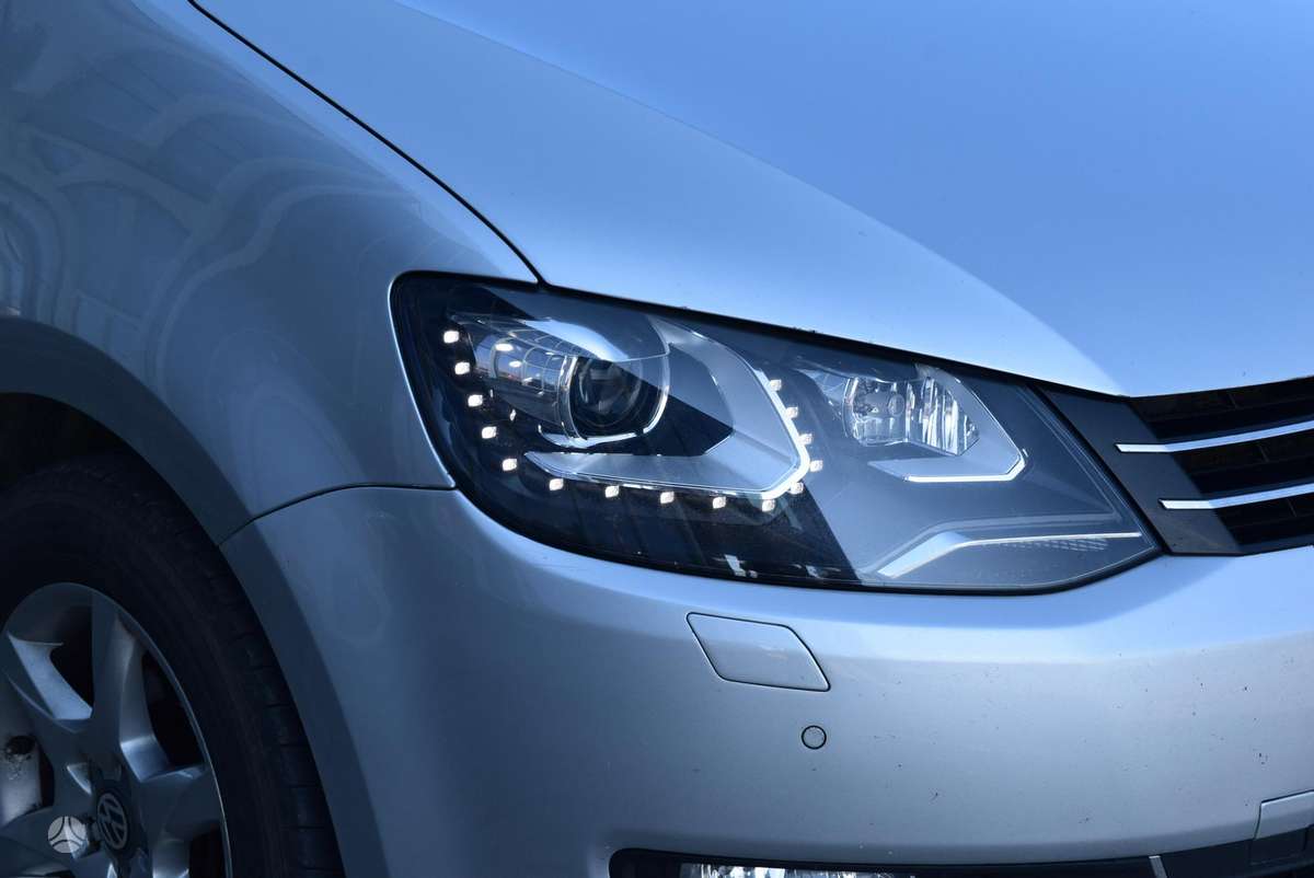Volkswagen Sharan 2014 — двигун 1968 cm³, 140 HP (103kW)