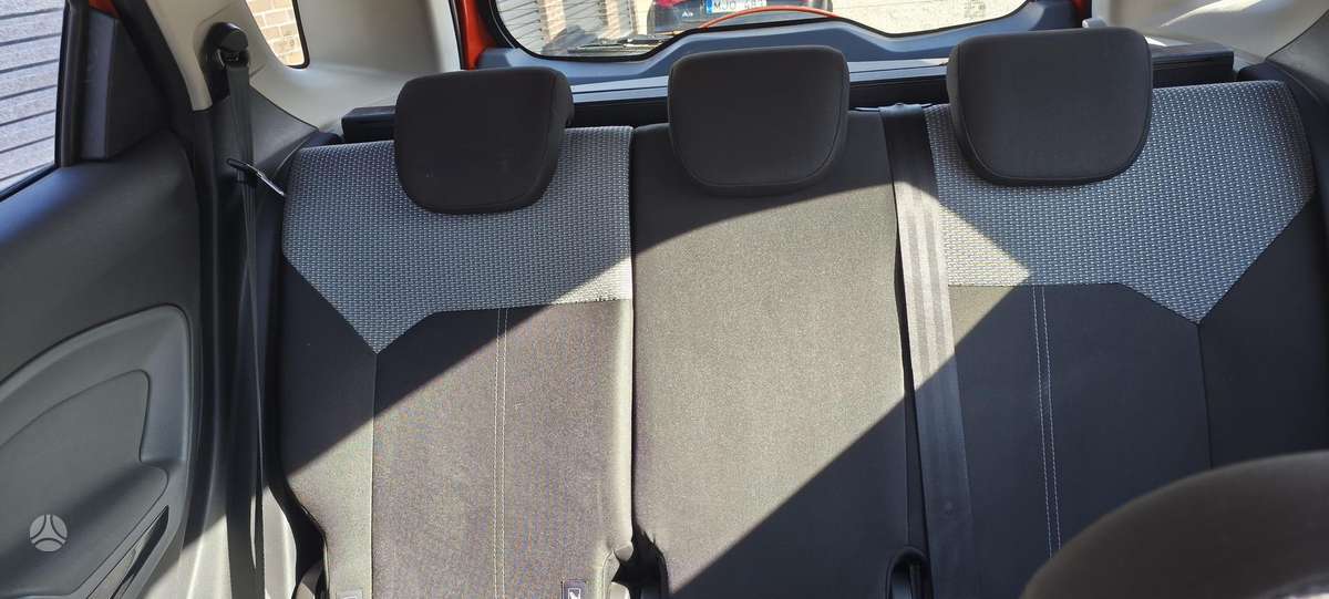 Ford EcoSport 2015 — engine 999 cm³, 125 HP (92kW)