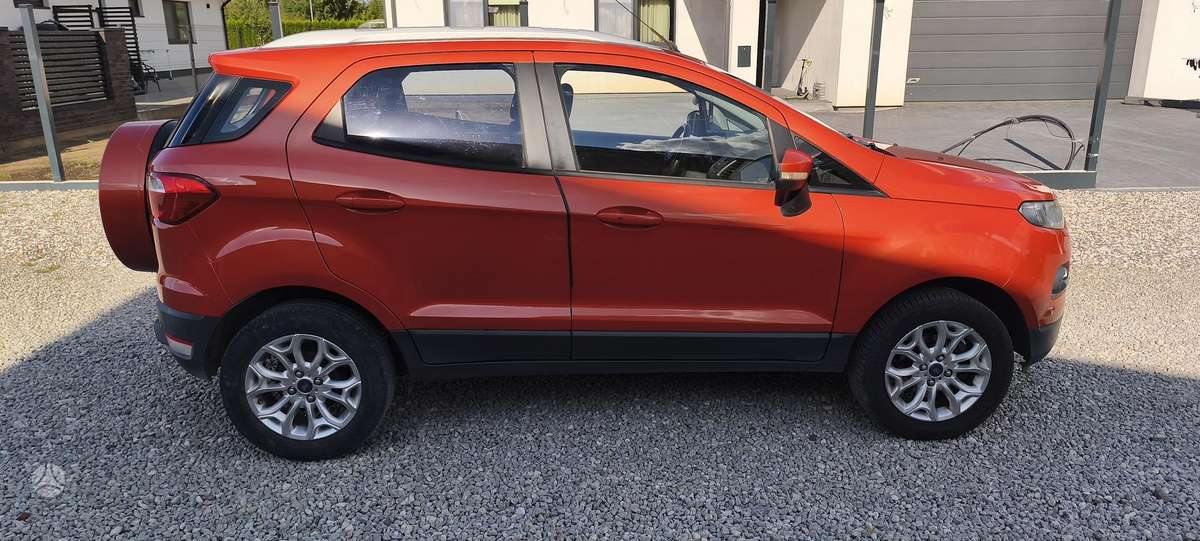 Ford EcoSport 2015 — photo 9