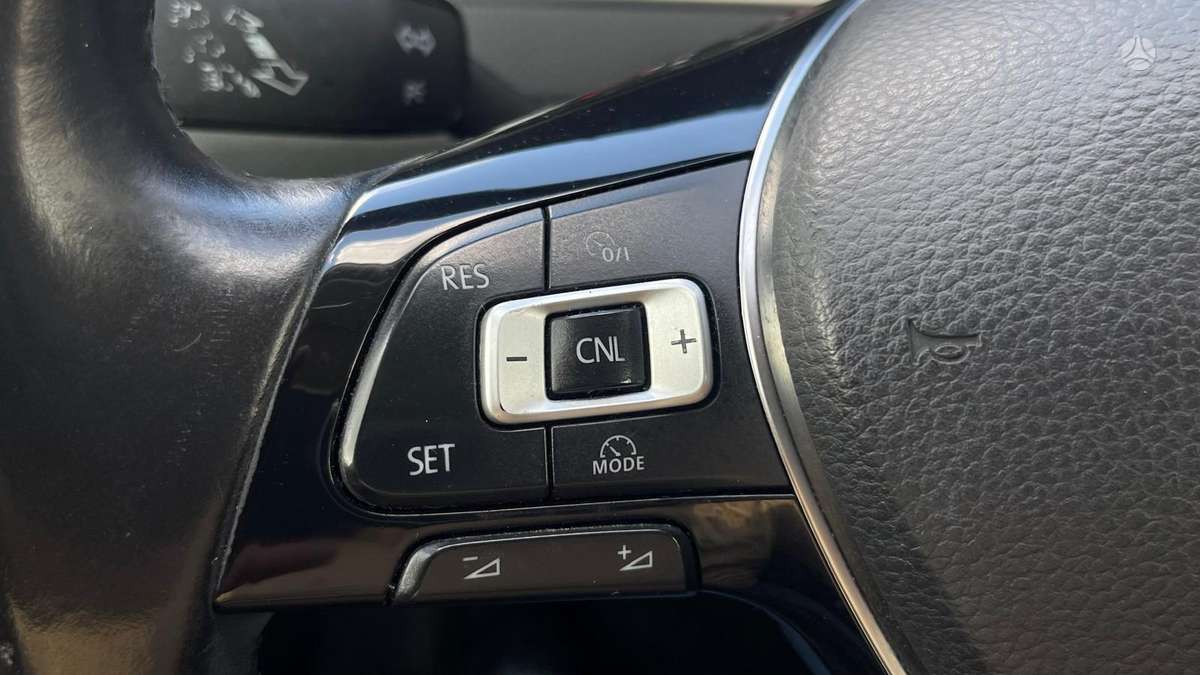 Volkswagen Golf 2015 — photo 15