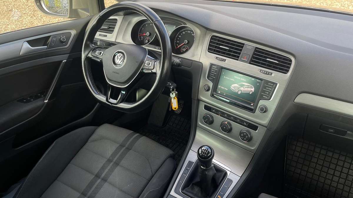 Volkswagen Golf 2015 — photo 22