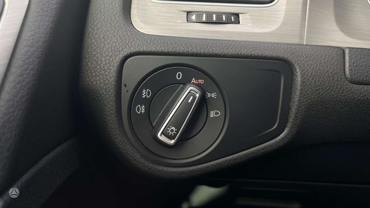 Volkswagen Golf 2015 — photo 23