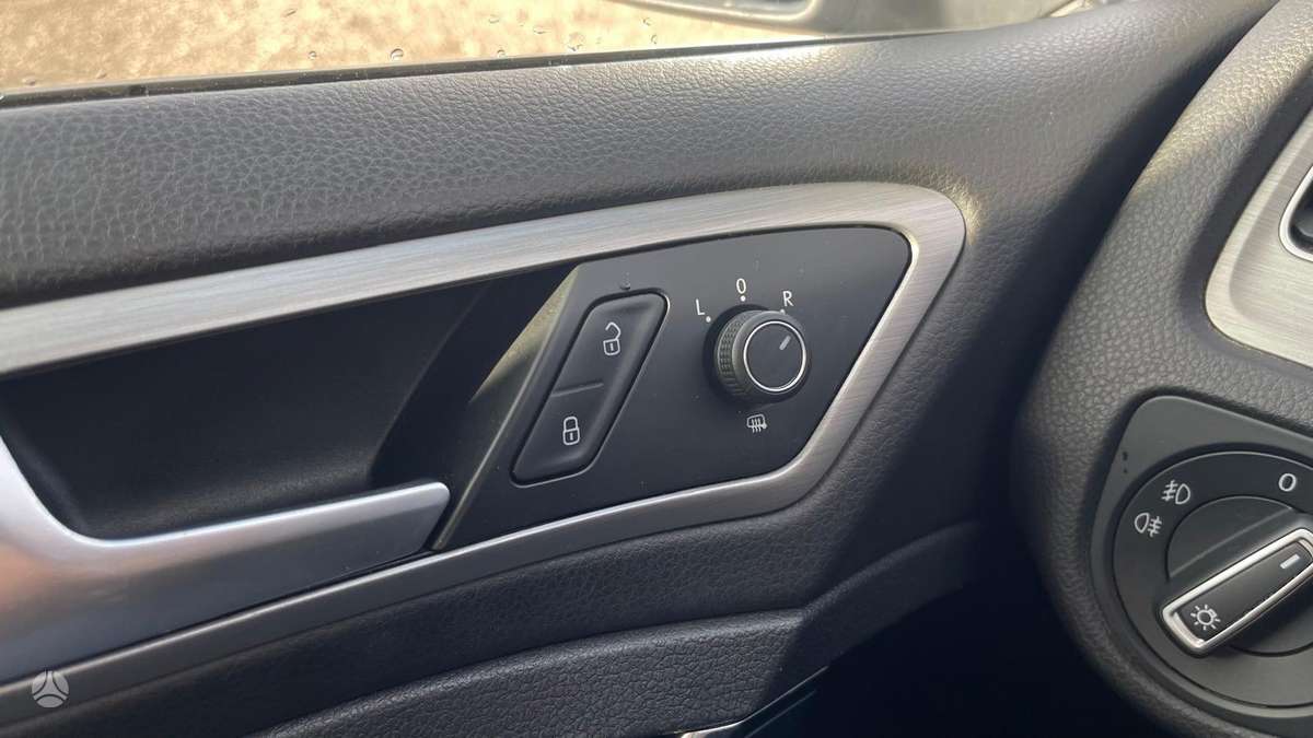 Volkswagen Golf 2015 — photo 24