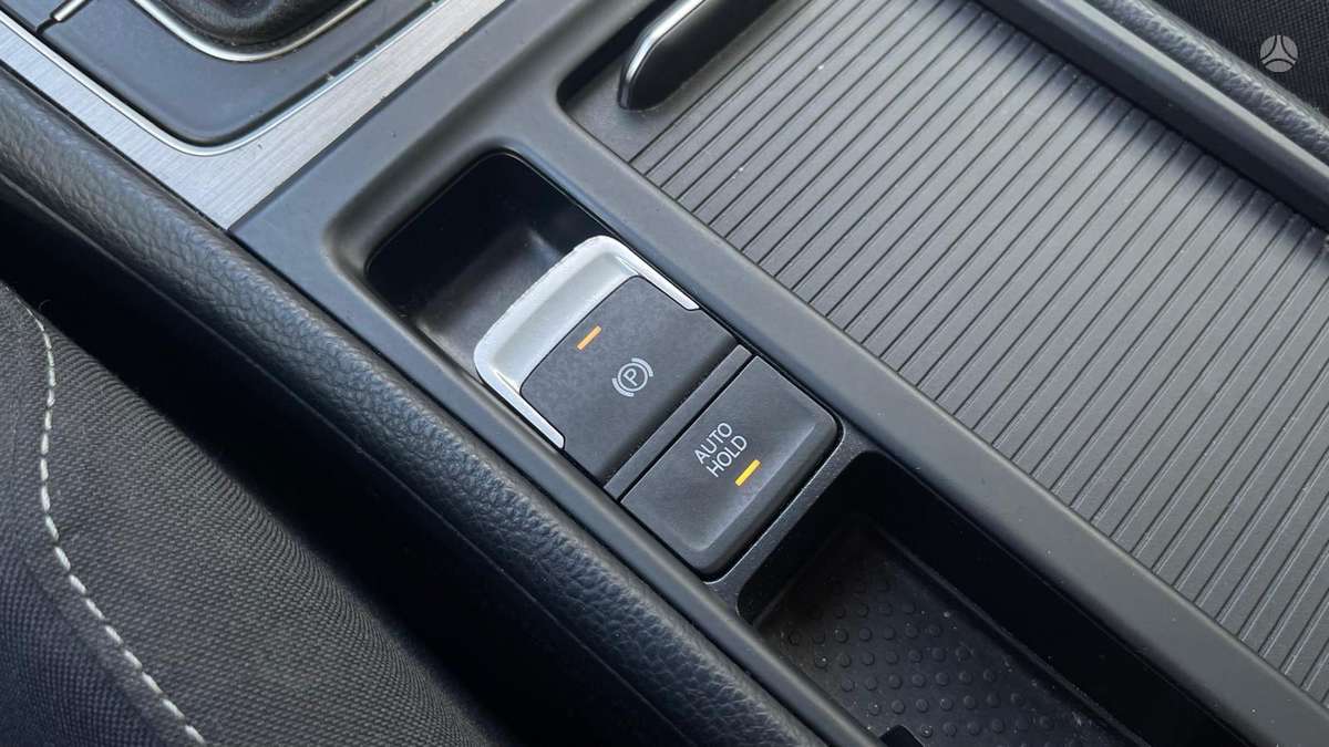 Volkswagen Golf 2015 — photo 27