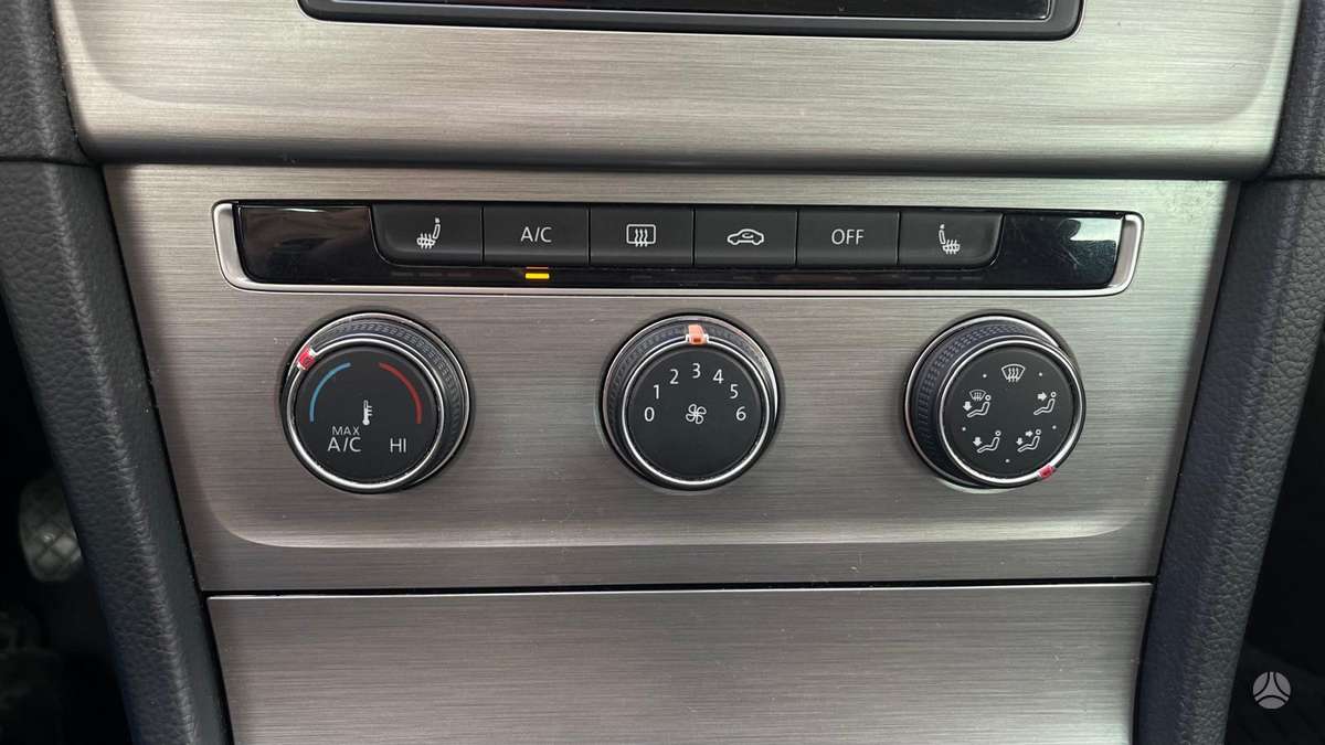 Volkswagen Golf 2015 — photo 28