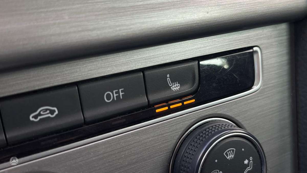 Volkswagen Golf 2015 — photo 29
