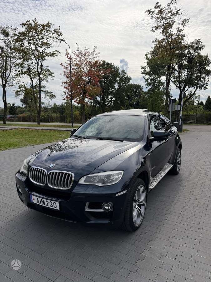 BMW X6 2014 — interior