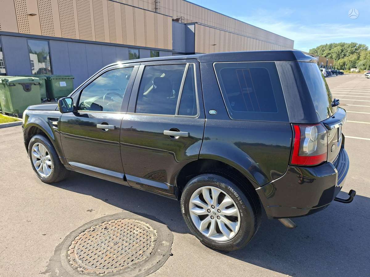 Land Rover 2011 — photo 11