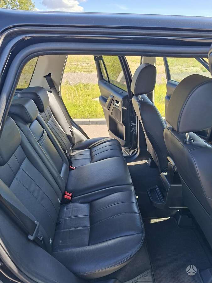 Land Rover 2011 — photo 5