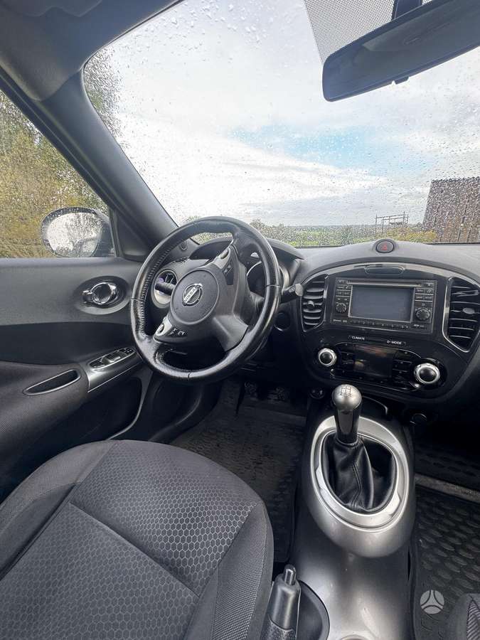 Nissan Juke 2011 — photo 16