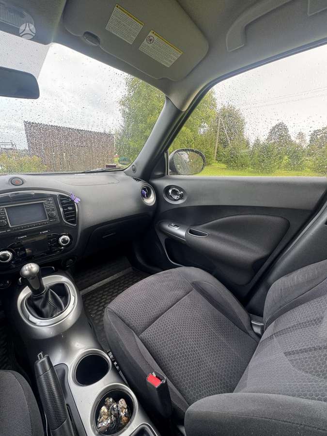 Nissan Juke 2011 — photo 17