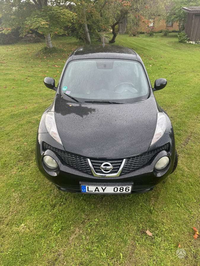 Nissan Juke 2011 — engine 1598 cm³, 117 HP (86kW)